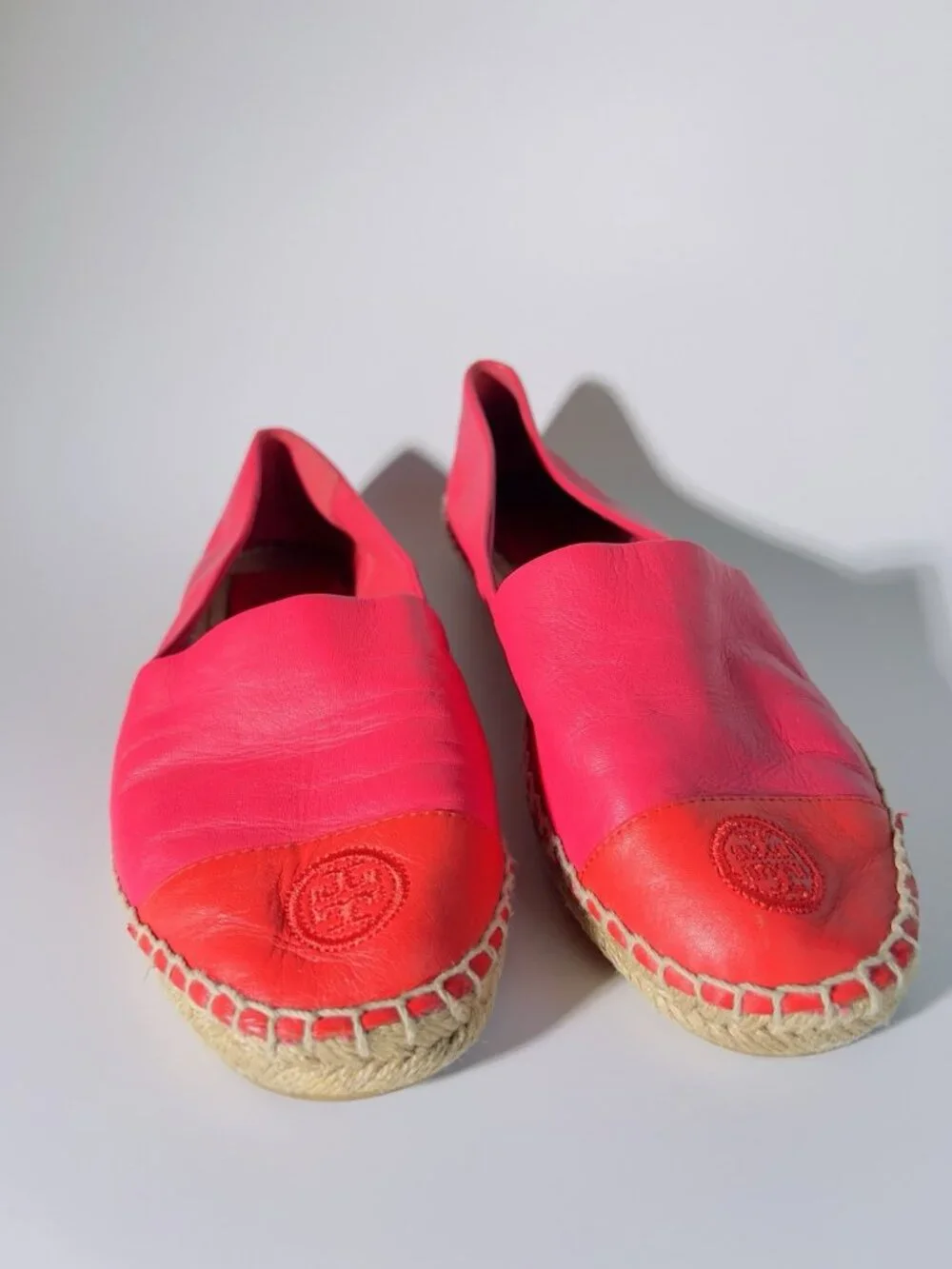 Tory Burch Colorblock Leather Espadrille Flats Pink Red Size 8.5 No Box - Picture 3 of 13